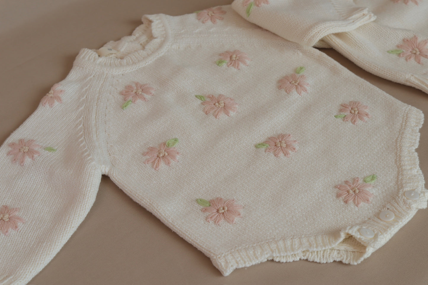 PINK FLOWER TEE/ONESIE