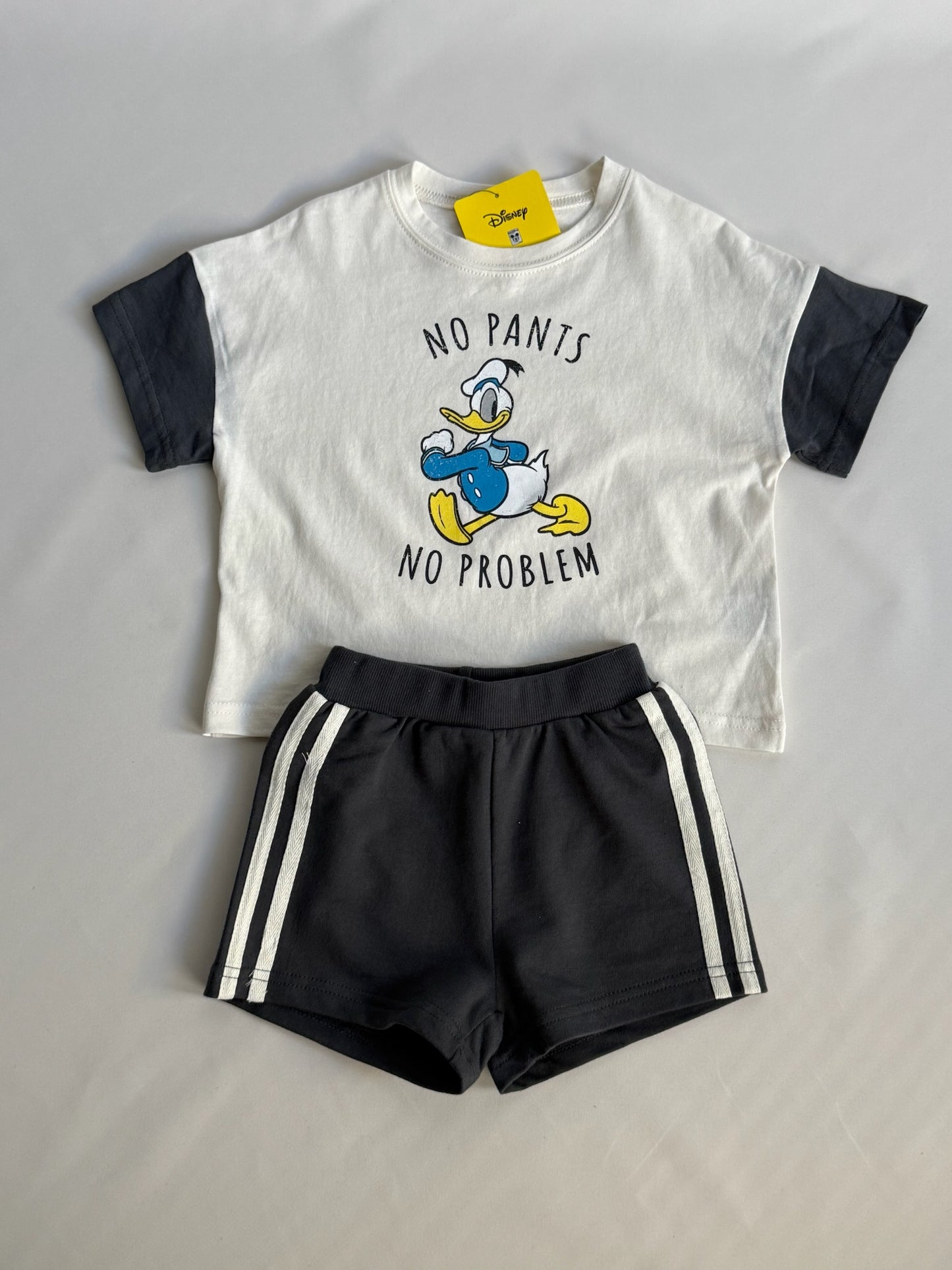 VINTAGE DISNEY SHORT SET